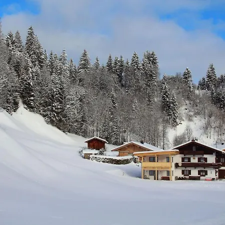 Picturesque Holiday With Terrace In Kirchberg 度假居 *