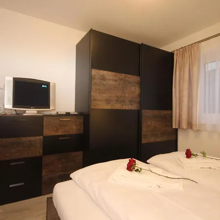 Picturesque Holiday With Terrace In Kirchberg 度假居 蒂罗尔-基希贝格